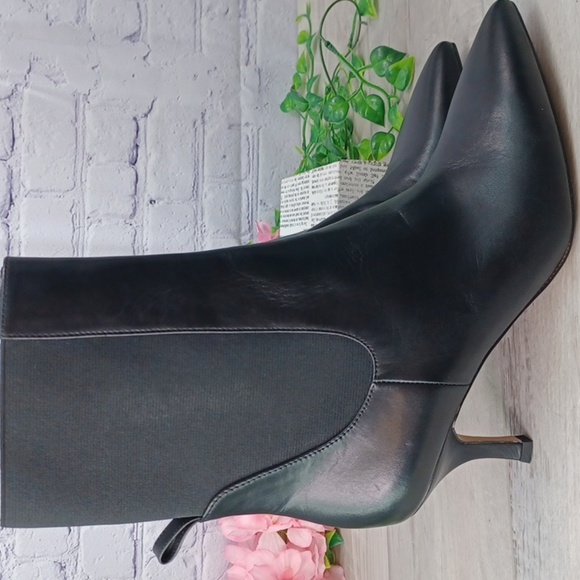 Ann Taylor Black Ankle Boots - Picture 3 of 11